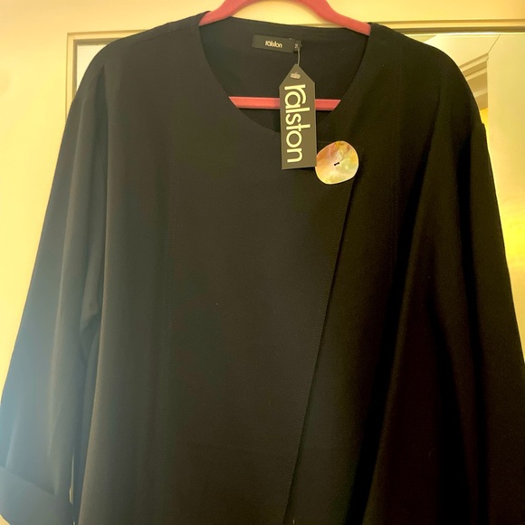 Asymmetrical Black Linen Jacket by Ralston of Sweden - Picture 7 of 7